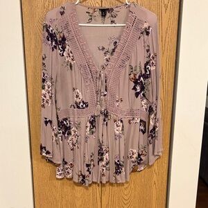 Torrid Floral Crochet Blouse - Lavender and Purple